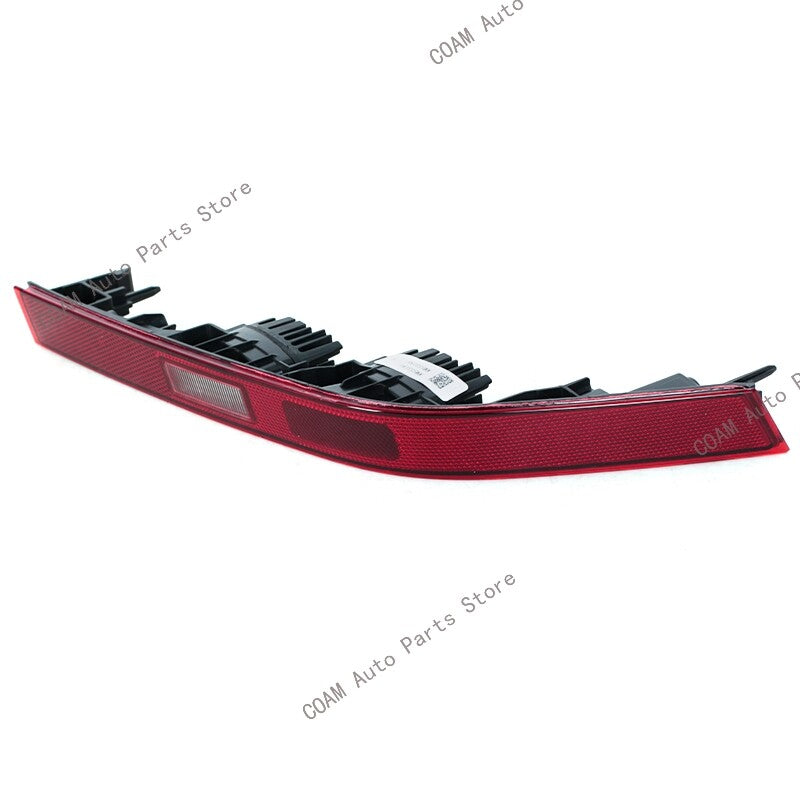 Right-hand grip for GAC Trumpchi GS8 2022-2024 with rear reflector reverse stop warning brake light