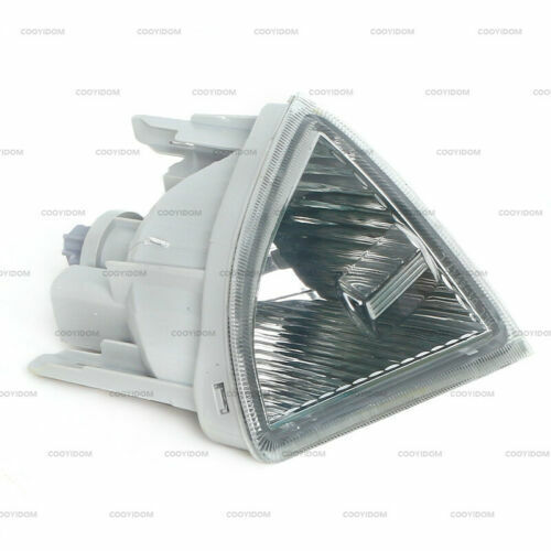 for TOYOTA PRIUS C CORNER 2012-2014 Right Front Bumper fog light