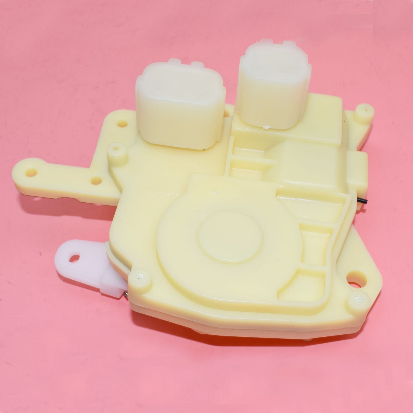 The new power door lock actuator is suitable for the rear right side of the for Honda for Civic Accord 72615S84A01