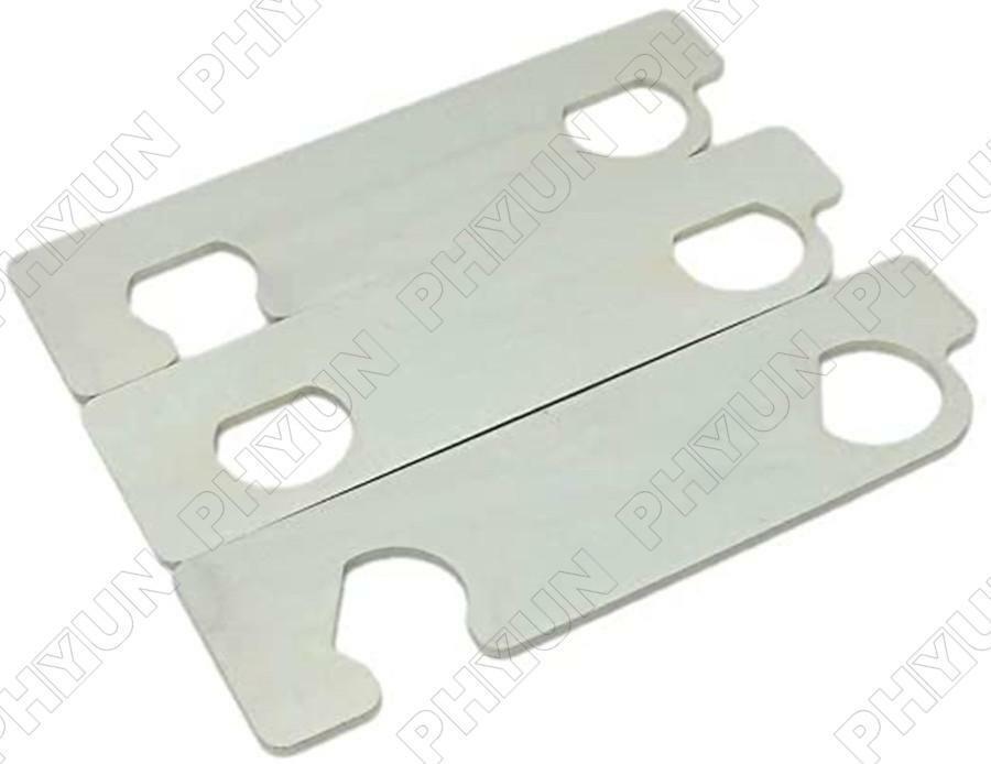 Adjuster, chain tensioner, tool roller for motorcycles, shredders, all-terrain vehicles, off-road bicycles