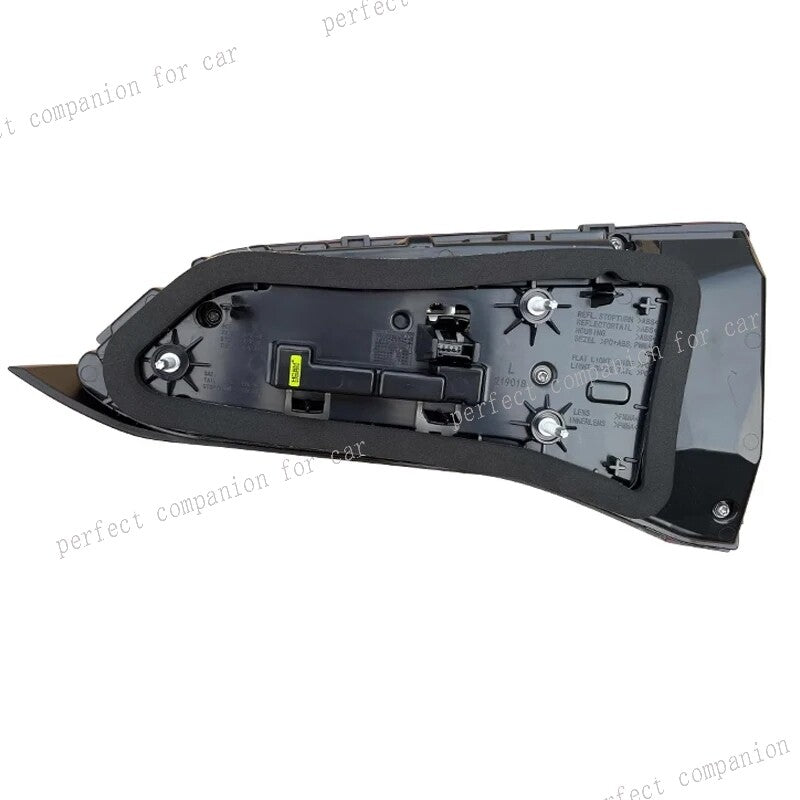 The right inner taillight, rear brake light, and reversing light are compatible with for BMW X5 G05 (2019-2021).