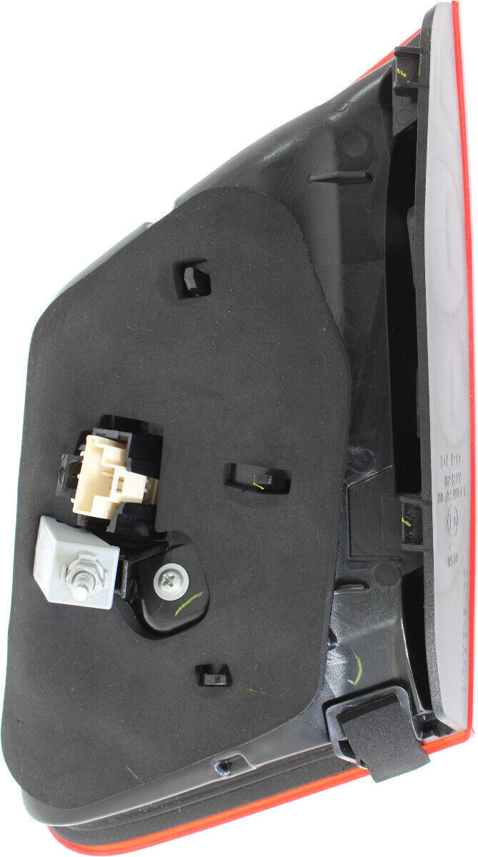 Applicable to for Mercedes-Benz E-Class 2015 - 2016 (left), retail interior sedan.