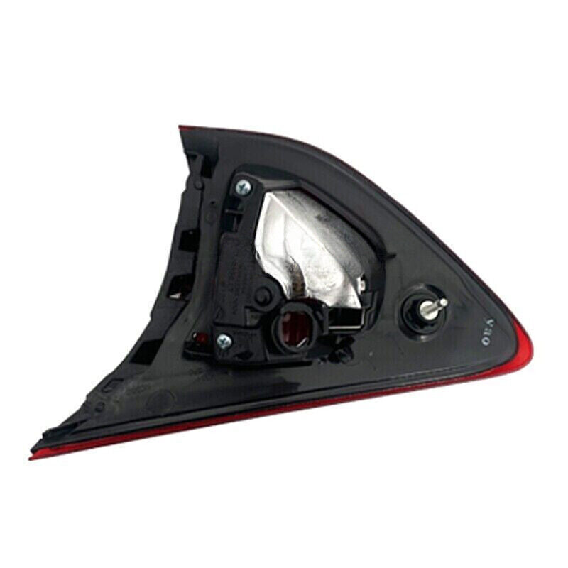 The right rear taillight passenger side inner light is applicable to for Mazda CX-5 2013-2015 2016