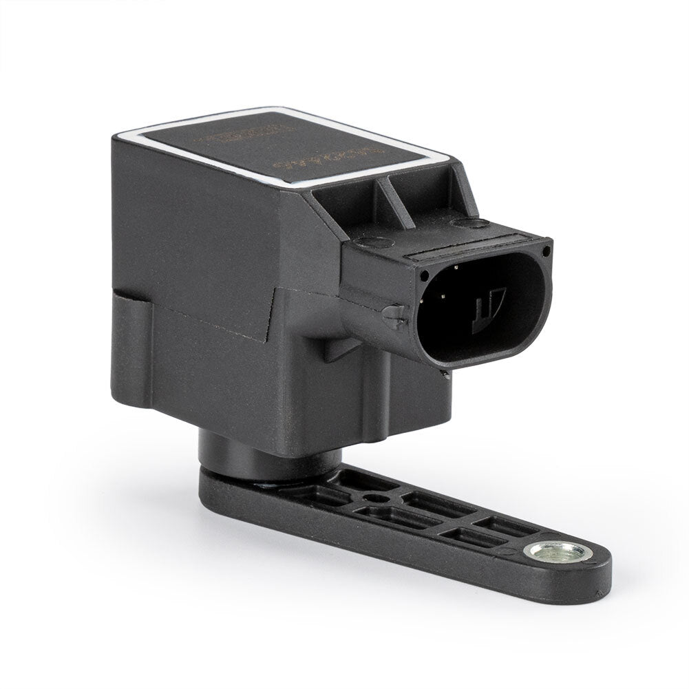 The rear light level sensor is compatible with for Volvo S60, S80, and V70 models (model 8622446) from 2001 to 2009.