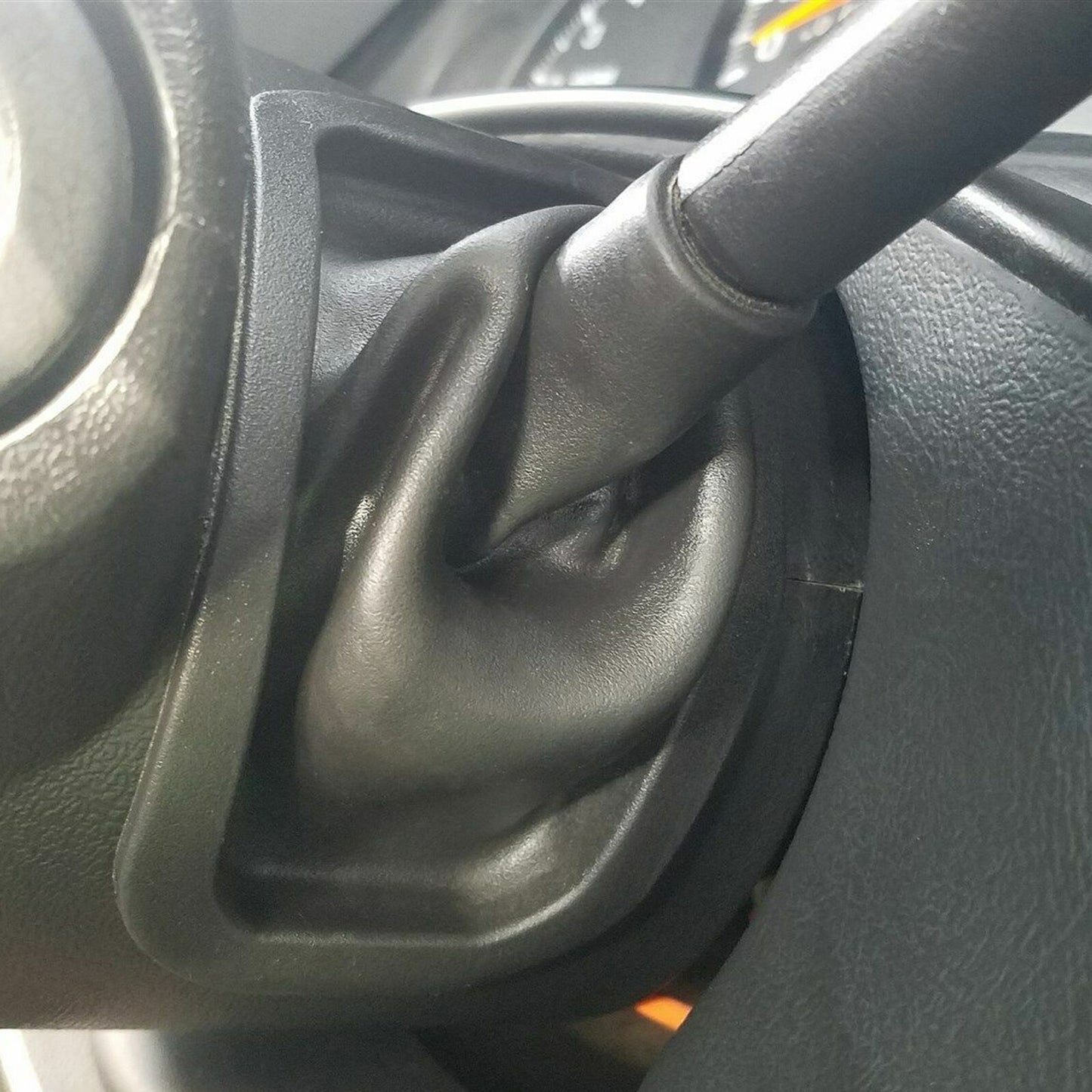 for Chevy / for GMC Silverado Suburban Tahoe for Yukon 00-06 Shift Lever Handle Boot AT