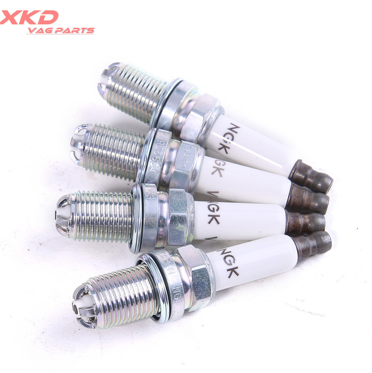 2.0T spark plug kit suitable for Volkswagen for Jetta , for Golf , for Passat , for Tiguan , for Audi A3, A4, A5. (Model number: 06H905611)