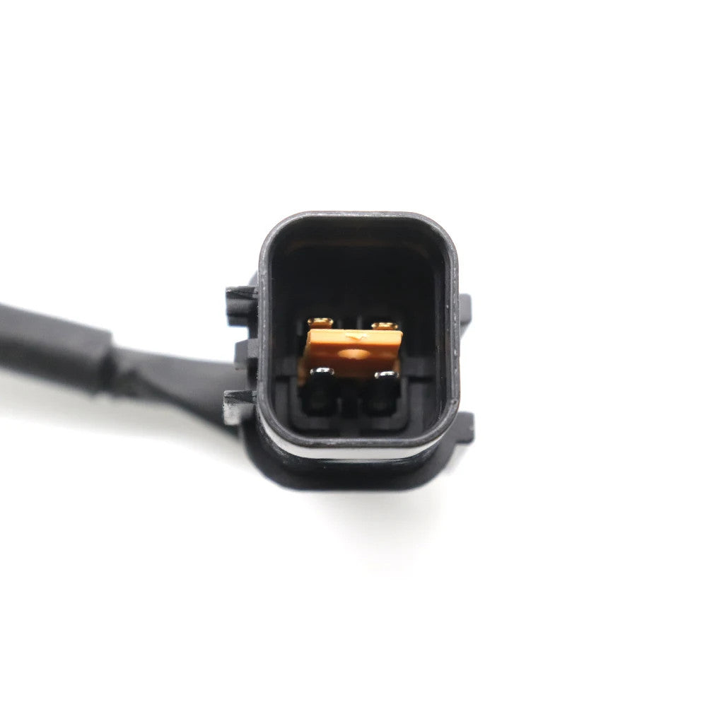 The MR507379 O2 oxygen sensor is suitable for Mitsubishi Lancer Montero Sport models from 1999 to 2006.