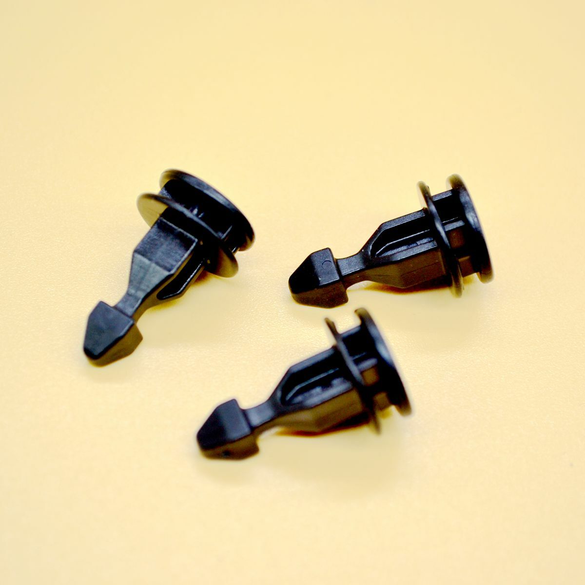 10pcs Striker Engine Cover Clip for Honda Odyssey Pilot Ridgeline for Acura for MDX RDX