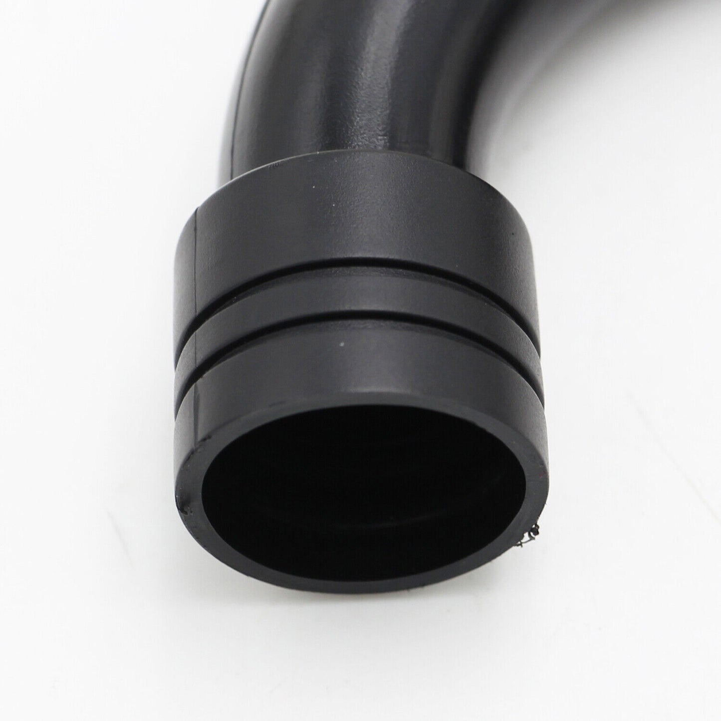Intake hose replacement part 2710901929 is suitable for Mercedes-Benz W172 W204 W212 M271 engines.