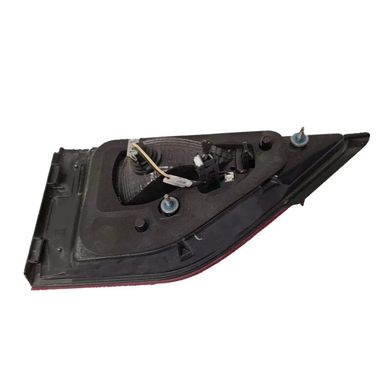 The left inner taillight and rear brake light are applicable to for Chevrolet Traverse 2018, 2019, and 2020 models.