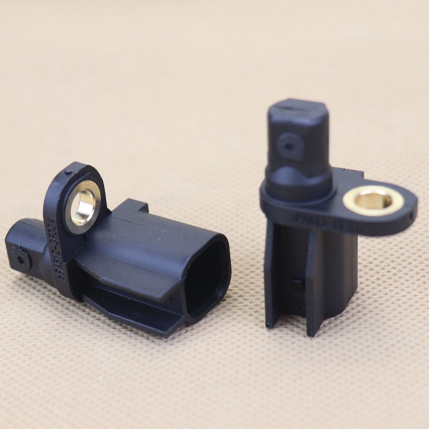 left rear ABS wheel speed sensors, model 1682670, for Ford / for Volvo AV6T2B372EC.