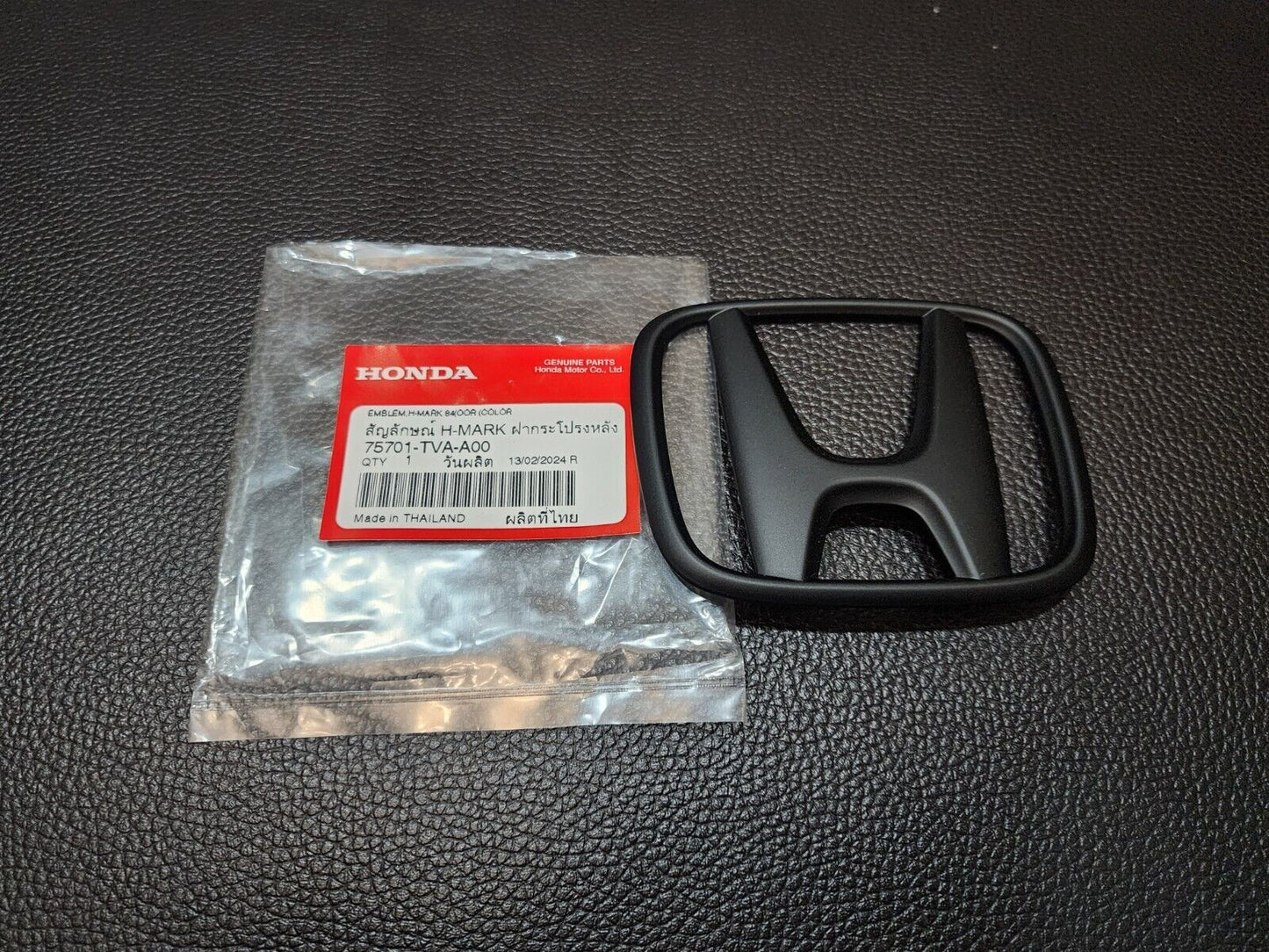 1 pair of H Matt black Accord G10 logo embroidered badges for Honda Accord G10 2019-2022