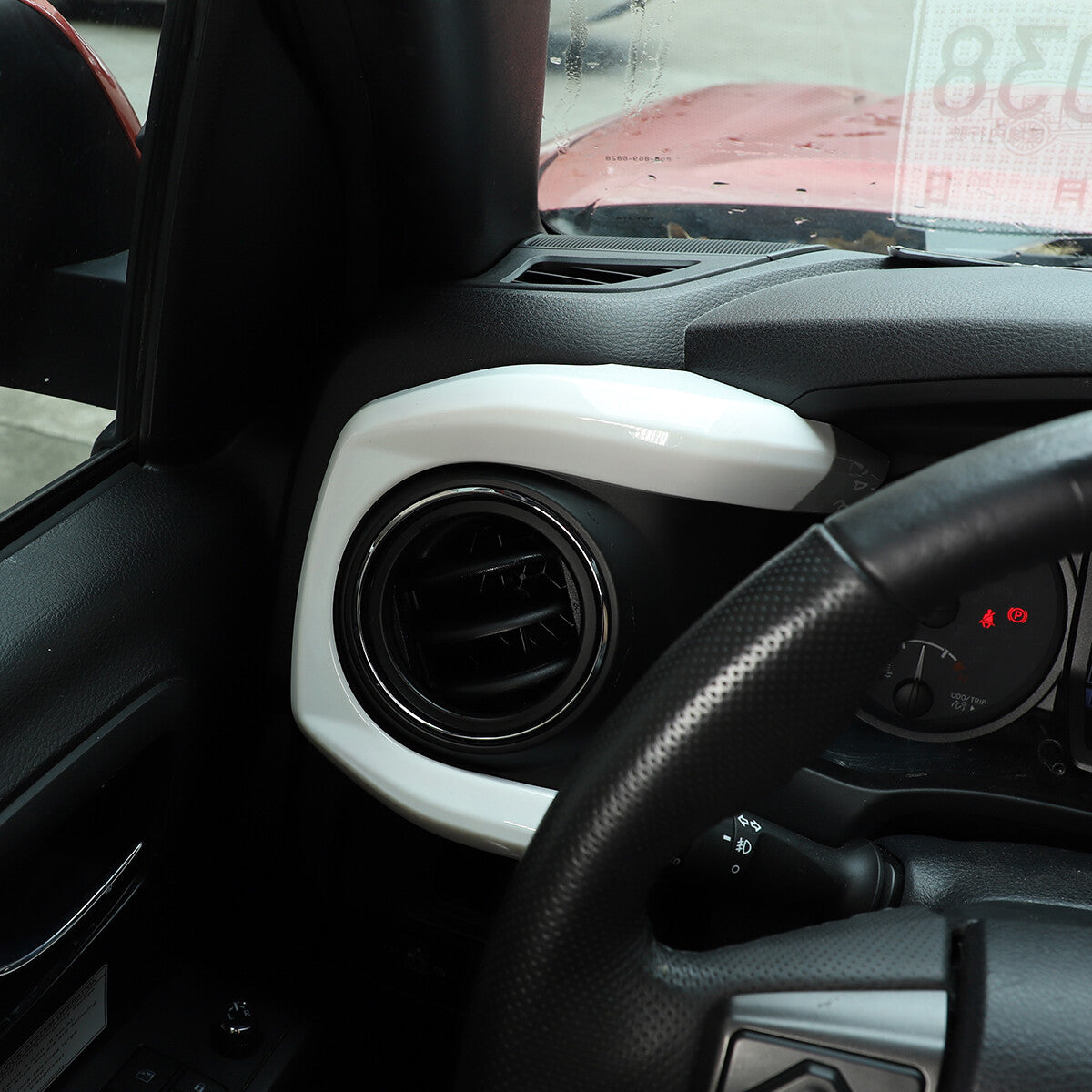 Red phone holder suitable for BMW 1, 2, 3, 4 series GT, F22, F23, F30-36, F80-83, F87, M4 (USA)