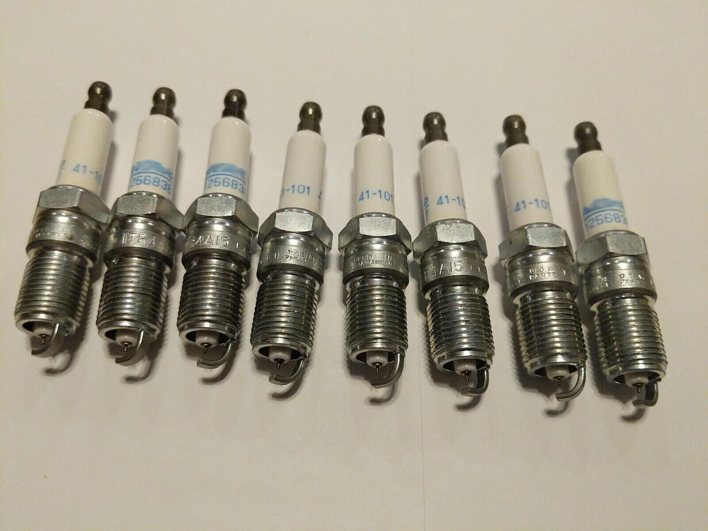 8-pack 41-101 12568387 Iridium spark plugs suitable for Buick for Chevrolet for GMC for Pontiac