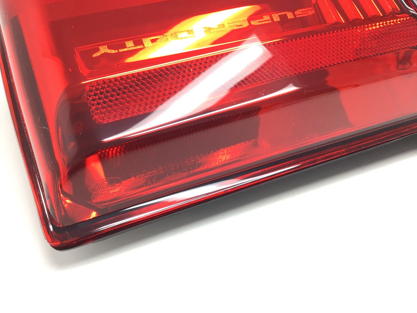 LED right passenger side taillights. Assy Fit for Ford F-250 F-350 Super Duty 2023-24