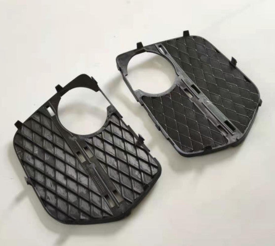 One set of front L+R front bumper fog light ventilation grille covers suitable for BMW X6 2012-2014