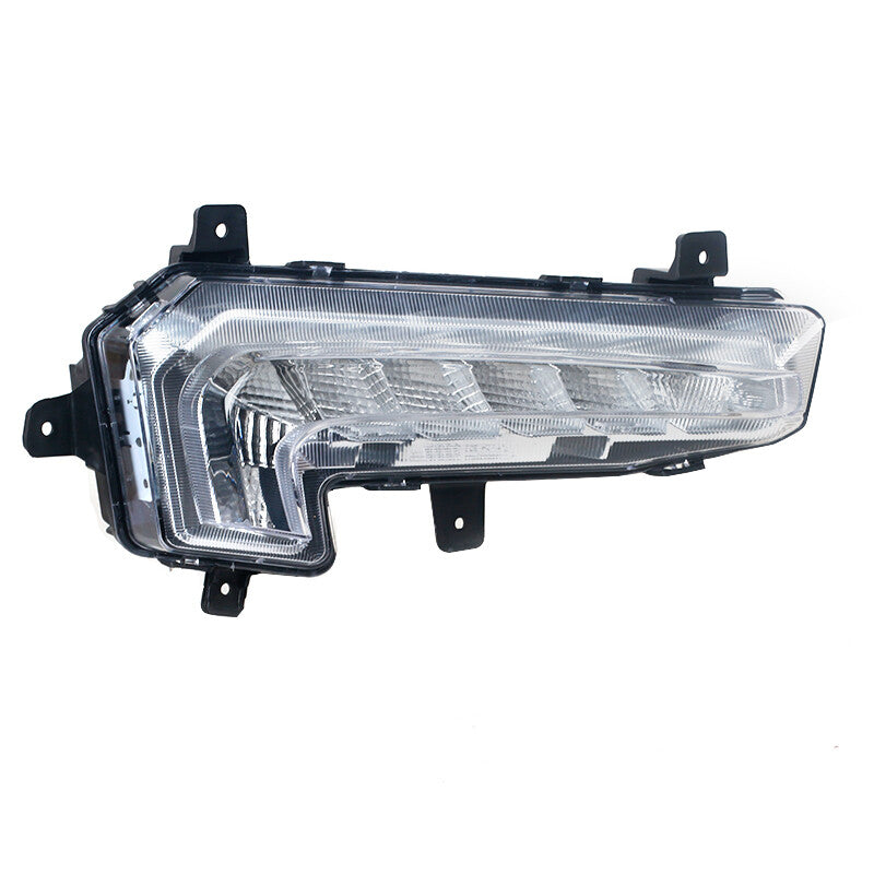 Applicable to 2016-18 for Chevrolet Malibu XL LED front daytime running lights (DRL) and fog lights.