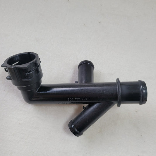 Coolant Pipe Hose for Volkswagen for Jetta Beetle for Passat 14-17