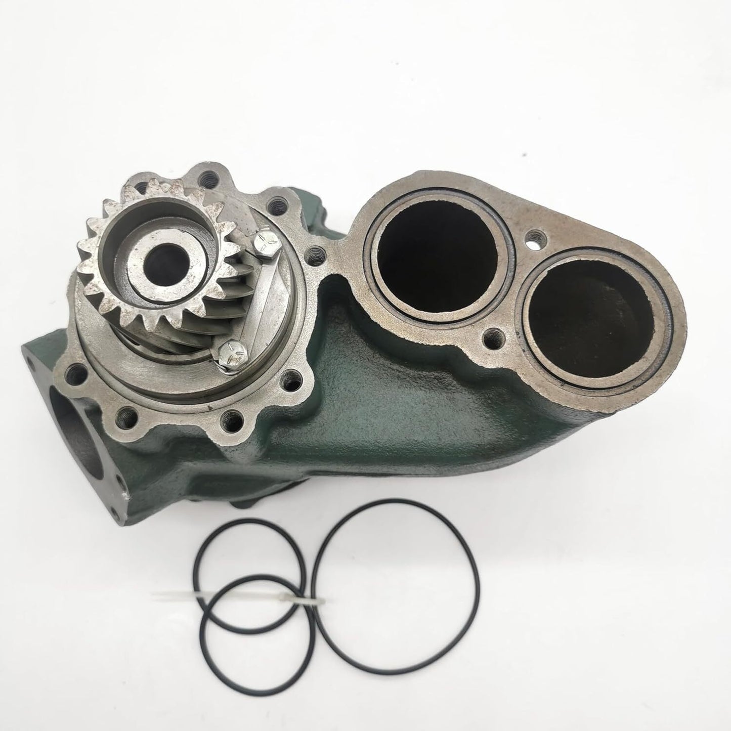 Water Pump VOE 20431484 1675945 3184802 for Volvo A25D EC360B EC330B G700B L150E