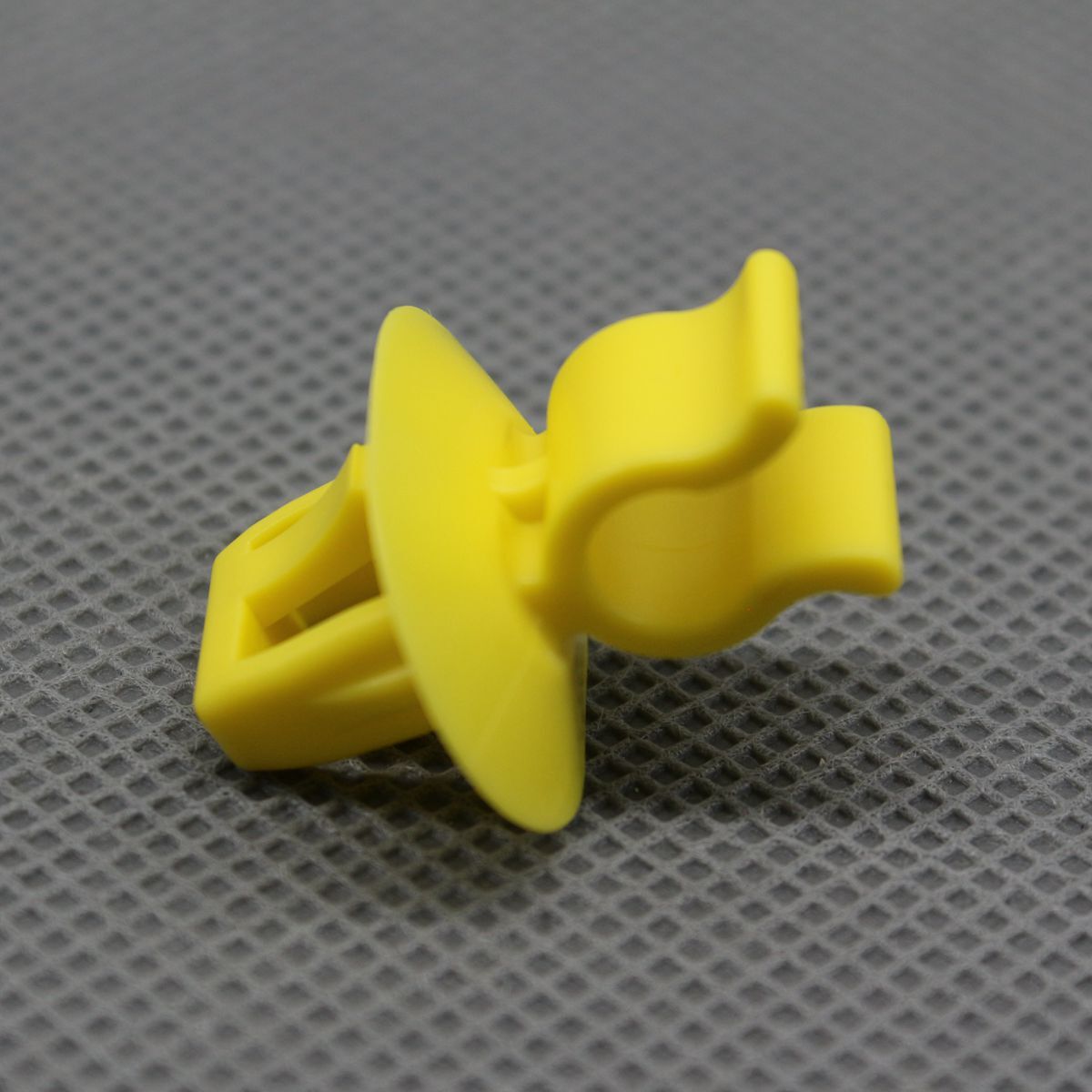 Range hood support rod clip 6506223AA is suitable for Dodge for Chrysler for Jeep for Wrangler , Patriot, etc.