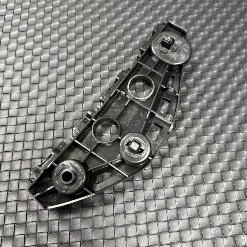 Front Part bracket R Replace# 52535-48030 5253548030