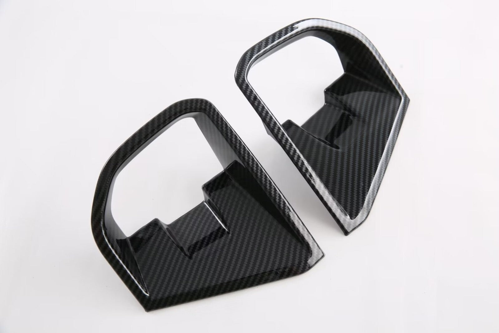 For 2023 for Ford Everest Trend Auto Accessories Rear Bumper Fog Light Lamp Cover