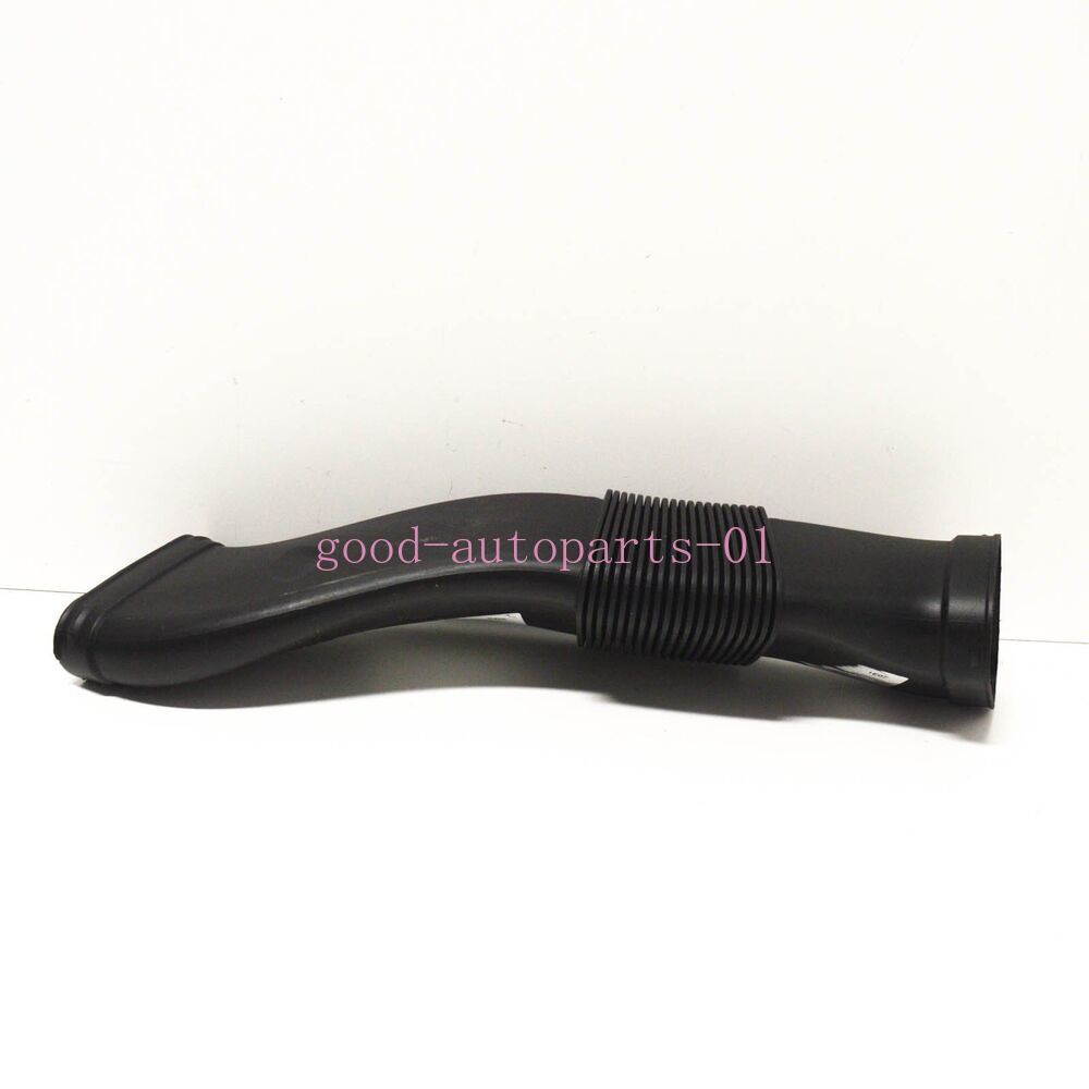 Suitable for Mercedes air purifier intake pipe left flexible hose 1560940582