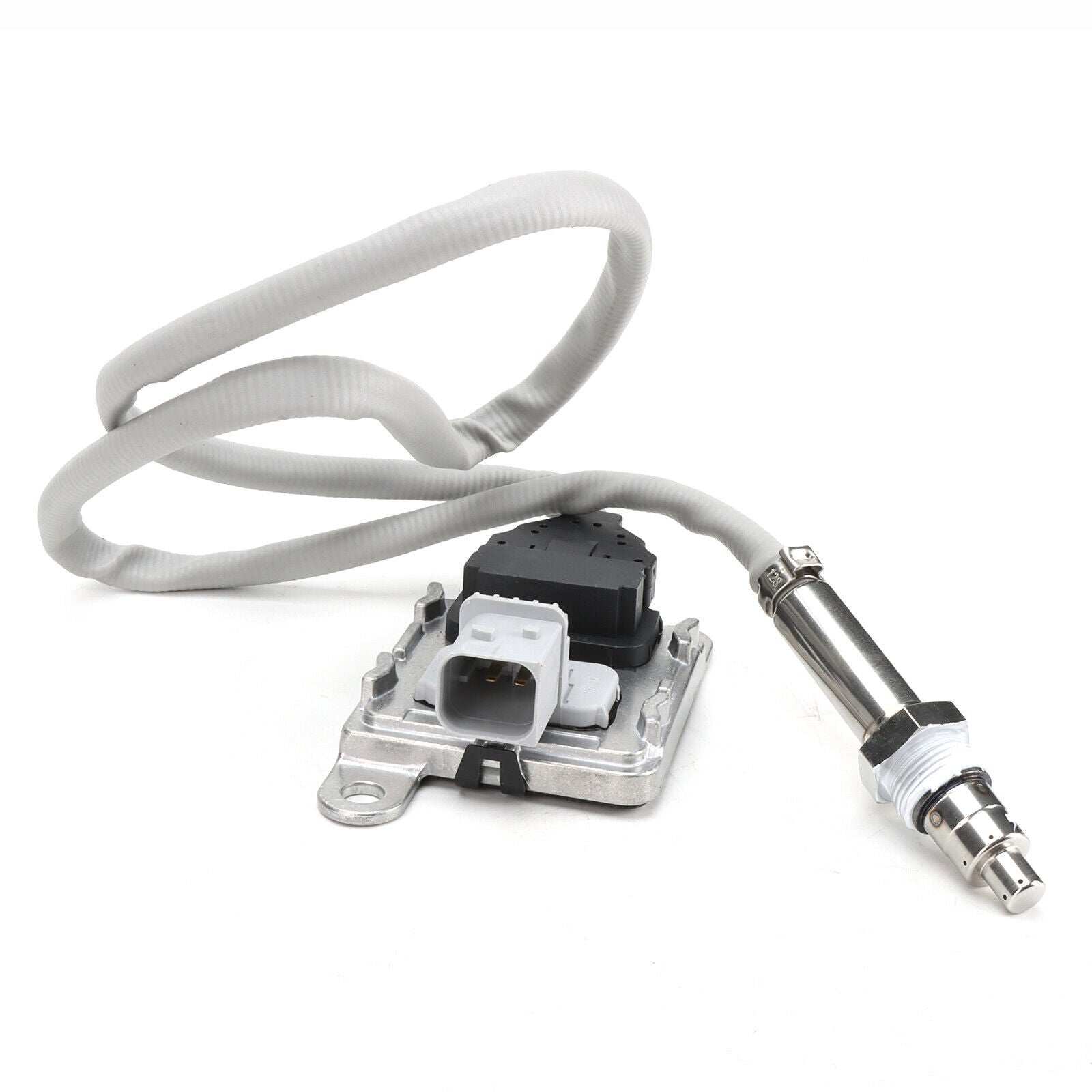 The new downstream oxygen sensor is suitable for Volvo T4, T5, T6, S60, S90, XC60, and V60 models. (31439481)
