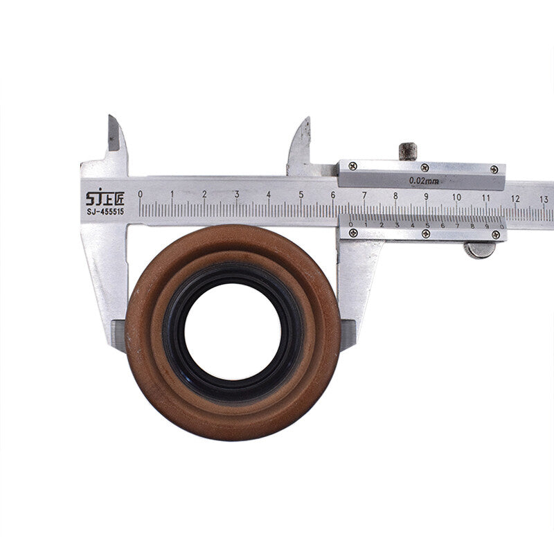 Front Axle Differential Oil Seal for Mitsubishi TRITON L200 PAJERO  IO