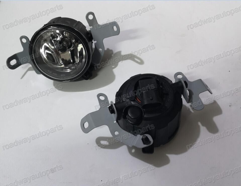 1Pcs Front Fog Light Driving Lamp for Mitsubishi Pajero V93 V97 V98 2010-2014
