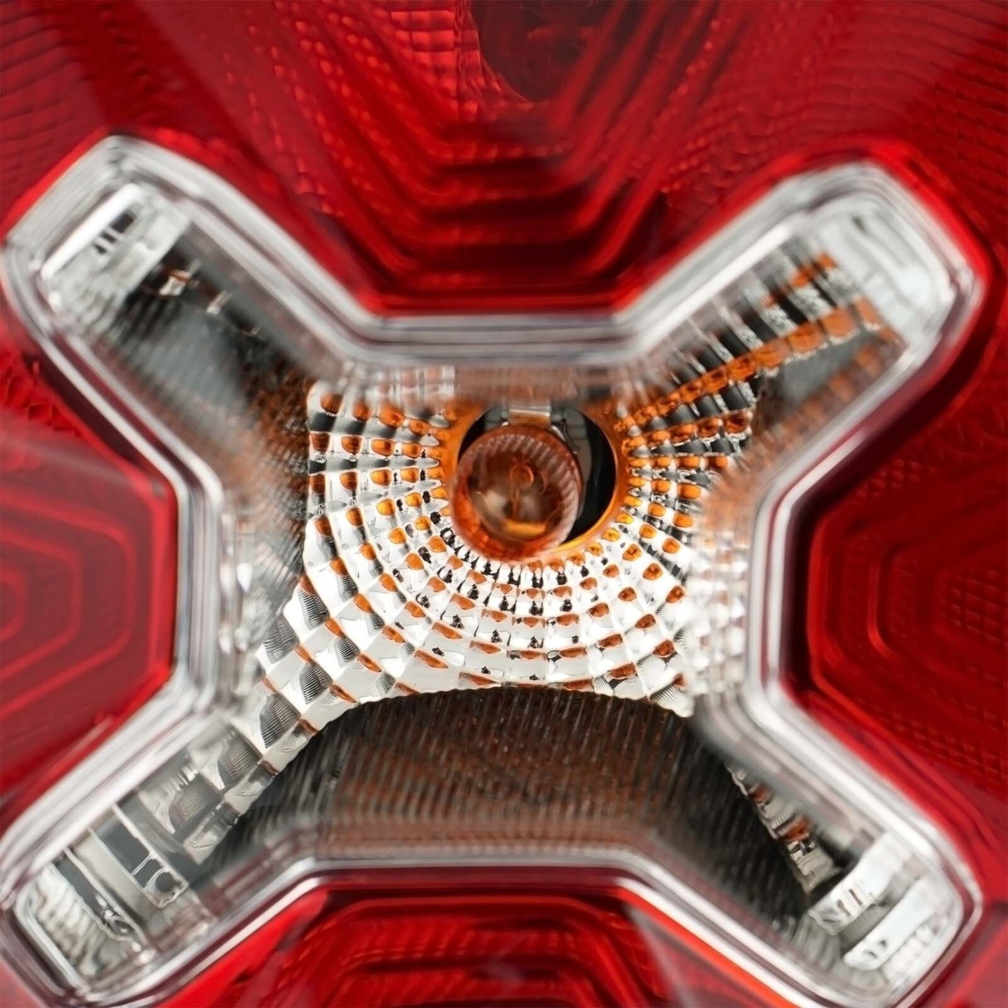 Applicable to 2015-2023 for Jeep Renegade halogen taillights, right-hand passenger side, 68429834AA