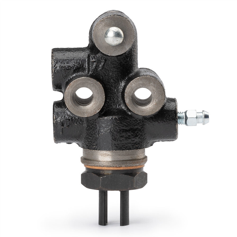 47910-35320 is applicable to the new brake proportioning metering valve for Toyota Tacoma vehicles manufactured between 1996 and 2004.