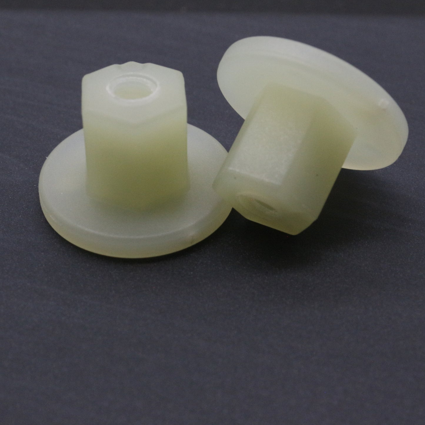 10 Pcs Nylon Bumper Deflector Flange Nut for Chevy for GMC for Buick for Cadillac 11547637