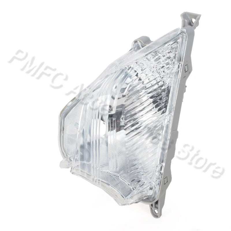 1. Dual fog lights, side corner lights, and turn signals applicable to for Toyota Prius C 2015-2016.