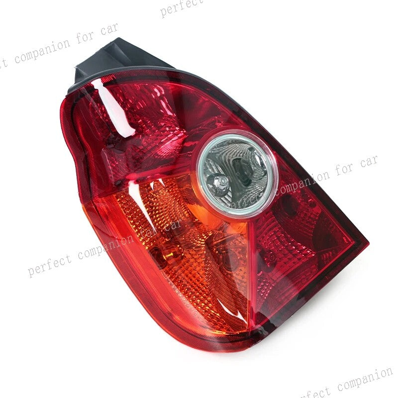 The left rear bumper taillight brake light bulb is compatible with the for Hyundai Terracan 2.5 and 3.5.