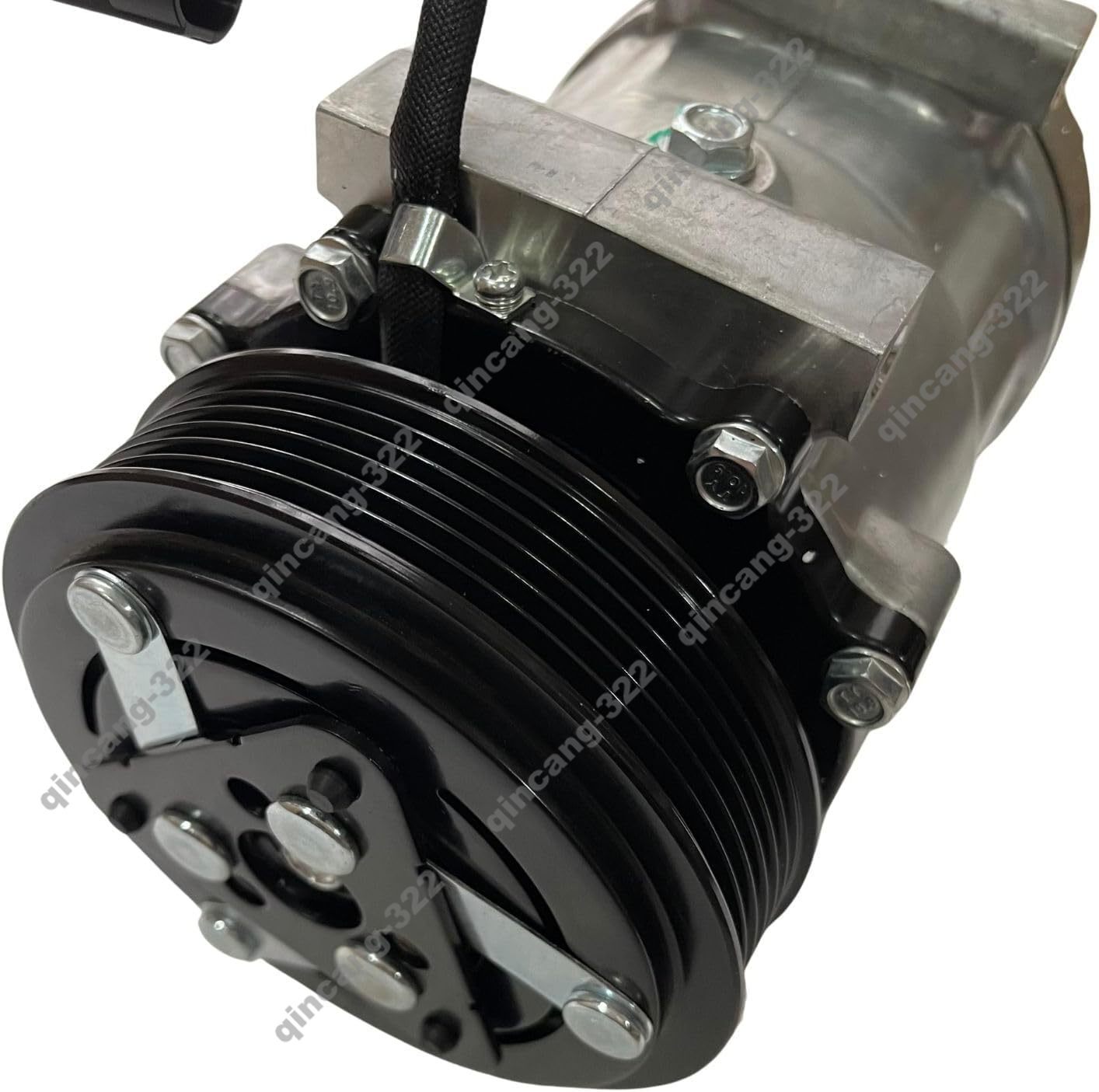 SD7H15 A/C Compressor 47358876 for CASE Tractor FARMALL 110U 115U 120C 90C 110C