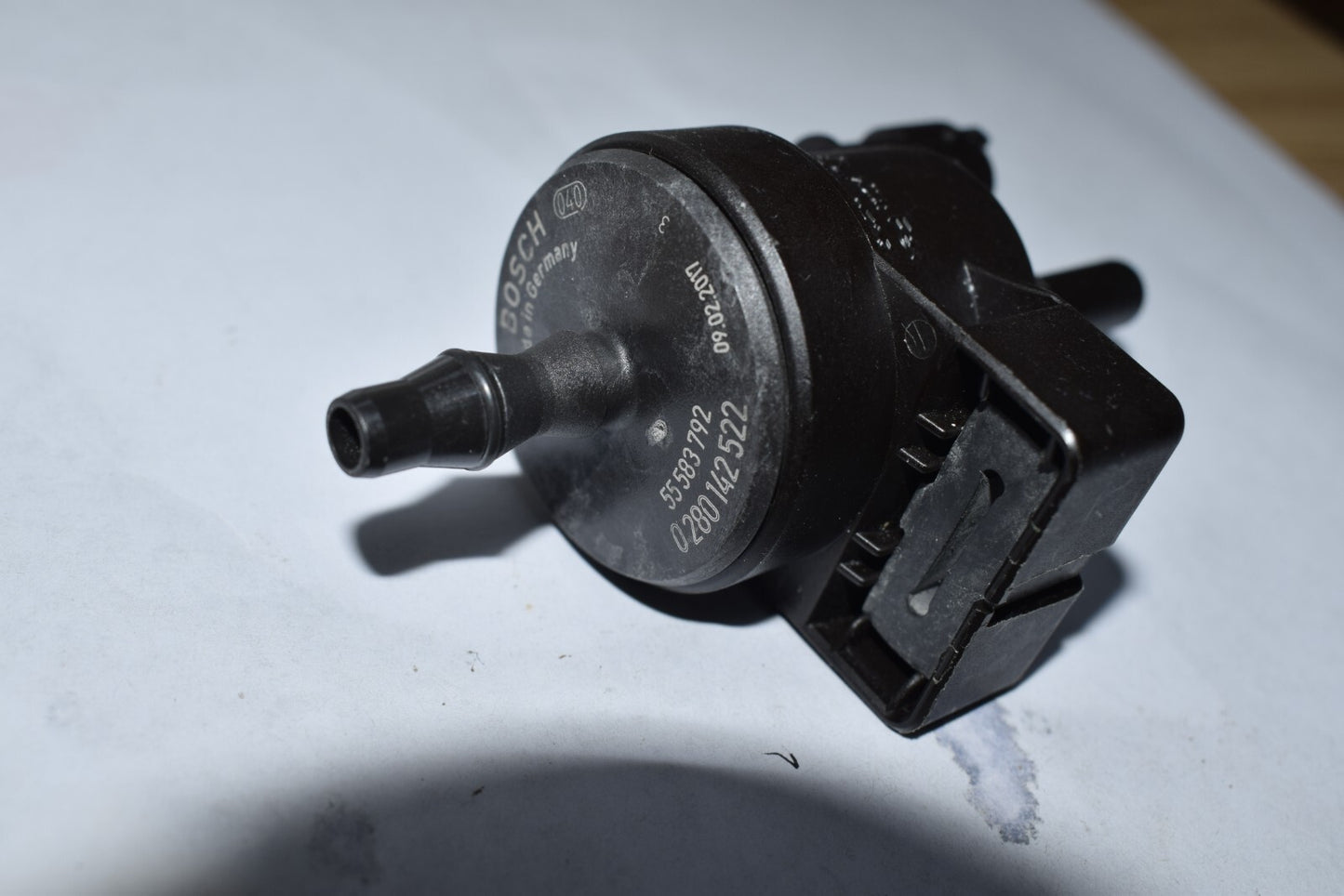 OE 0280142522 Vapor Canister Purge Solenoid Valve 55583792 for Opel Insignia 1.6