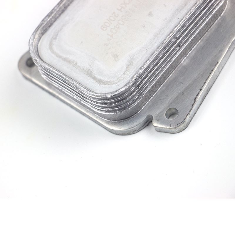 2711880401 Engine oil cooler suitable for Mercedes-Benz W211, W204, C200, C230 (2003, 2004, 2005-).