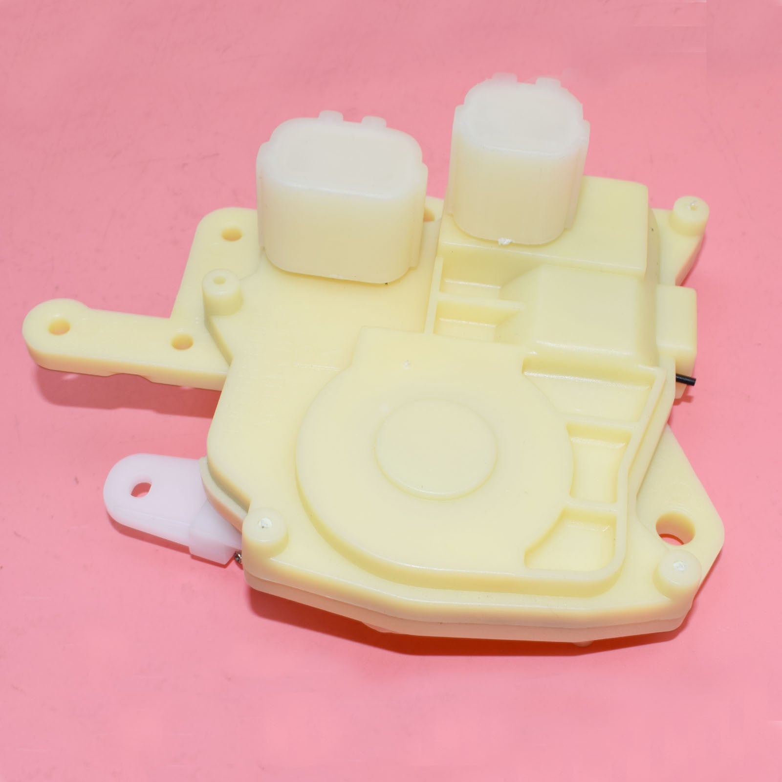 The new power door lock actuator is suitable for the rear right side of the for Honda for Civic Accord 72615S84A01