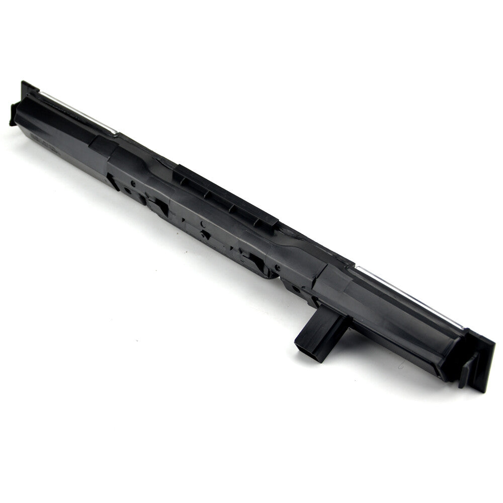 Rear tailgate handle assembly with key button suitable for 2004-10 for BMW X3 E83 51133403611