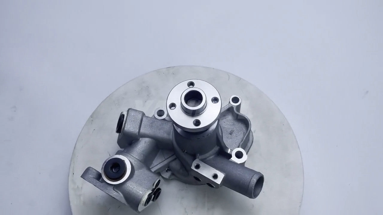 The all-new 4TNV86 water pump is suitable for Yanmar engines.