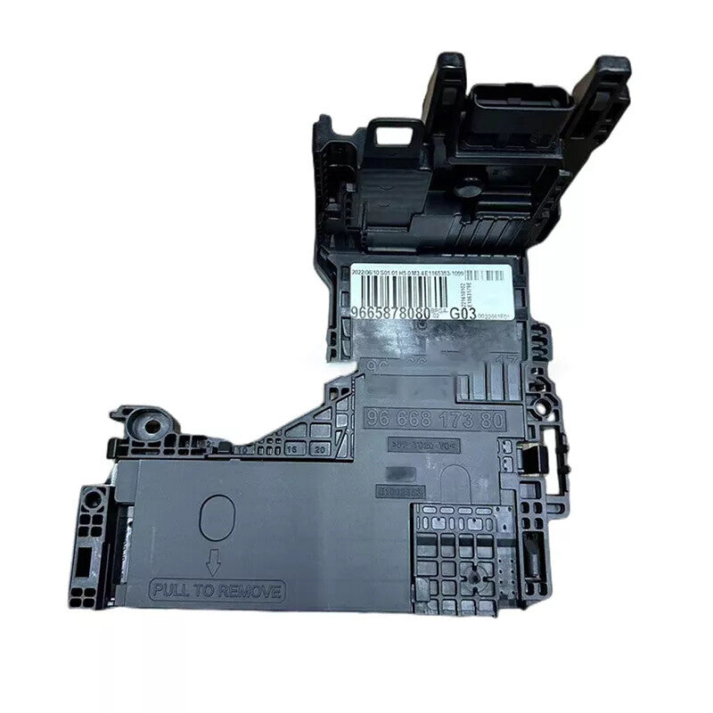 Fuse box battery manager for Citroen C4, C4L, DS4, DS5 and for Peugeot 508. (9665878080)