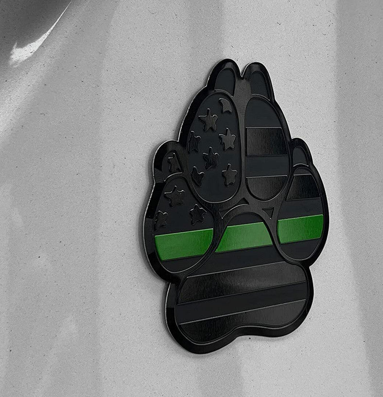 Car side fender rear badge sticker black and green dog paw American flag for Chevrolet