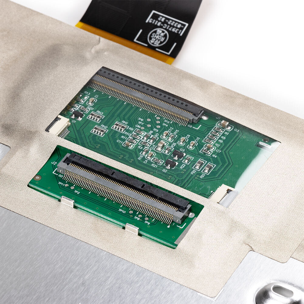 LA084X01(SL)(02) 17-20 8.4 Uconnect 4C UAQ LCD Touch-Screen Radio Navigation