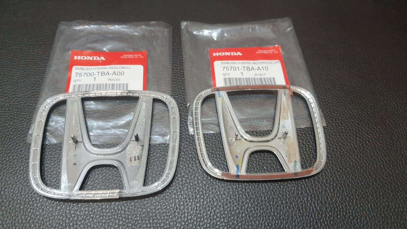 1. Double H+ for CIVIC FC FK MATT Black Embroidered Badge for Honda for CIVIC FC FK 2015-21