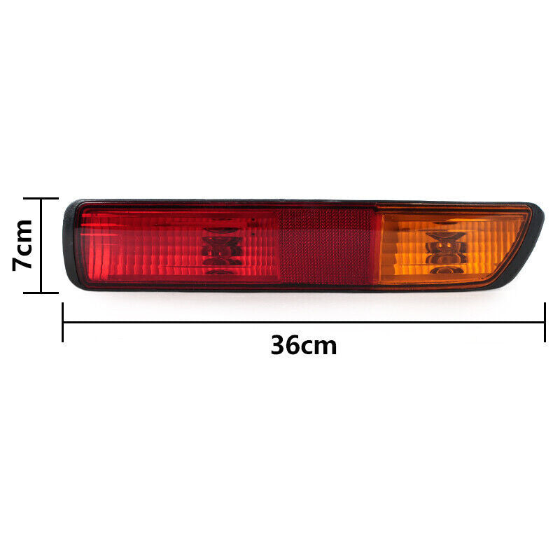 The right rear bumper reflector taillight is suitable for 2001-2003 for Mitsubishi Pajero V73 models.