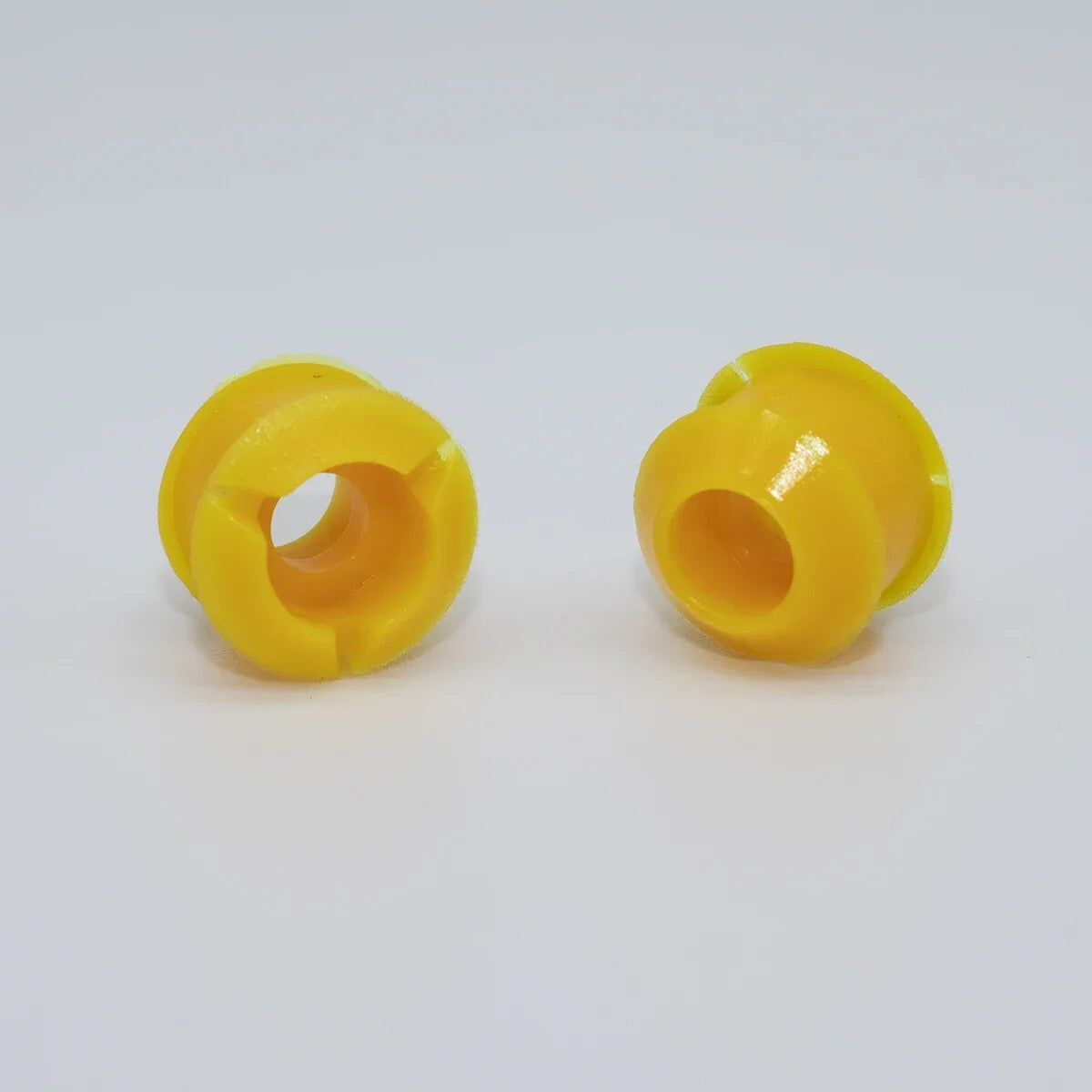 2Pcs for Holden Captiva CG Automatic Transmission Shift Cable Bushing 2006 -2015