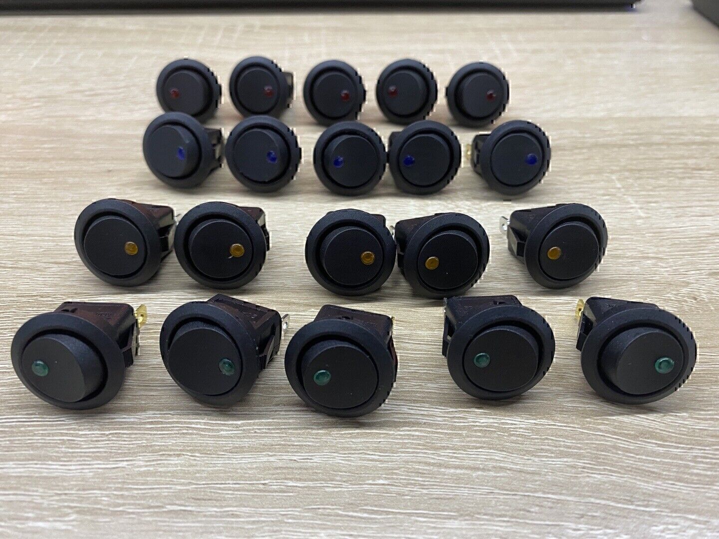 20PCS ROCKER SWITCH Toggle Led Light Car Auto Boat Round ON/OFF SPST 20 AMP 12V