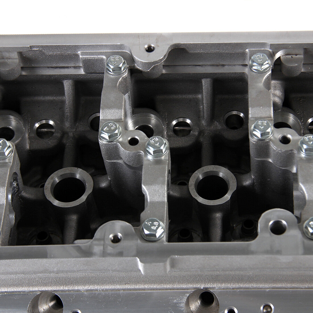 1.6TDI Cylinder Head and Valve Kit Suitable for Volkswagen for Golf , for Jetta , for Passat , Polo, CAYD, CAYA