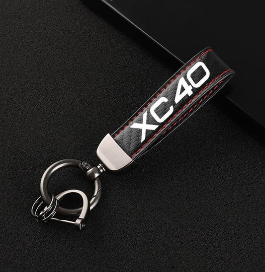 Black leather horseshoe buckle for Alfa Romeo Giulia car keychains/rings.